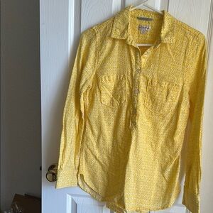 Hollister Men's Yellow Shirt